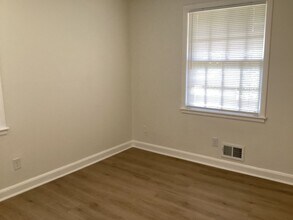 332 Waterford Dr in Columbia, SC - Building Photo - Building Photo