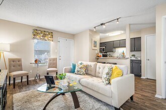 701 South in Mobile, AL - Building Photo - Building Photo