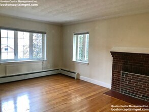 8 Mt Ida St, Unit 2 in Newton, MA - Building Photo - Building Photo