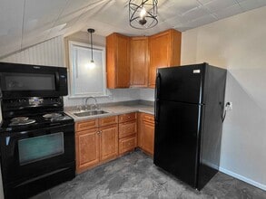 3553 Maple St in Harrisburg, PA - Building Photo - Building Photo