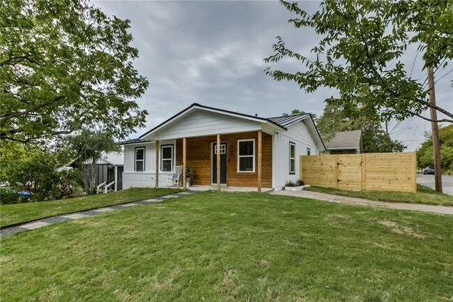 2108 New York Ave in Austin, TX - Building Photo - Building Photo