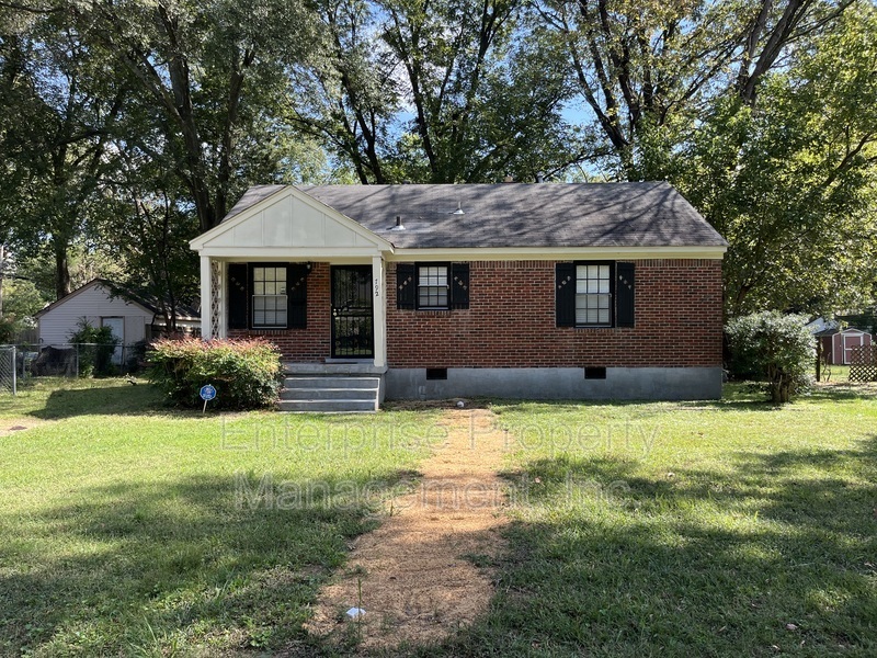 792 St Nick Dr in Memphis, TN - Building Photo