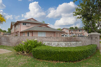 Kulalani Village in Kapolei, HI - Foto de edificio - Building Photo