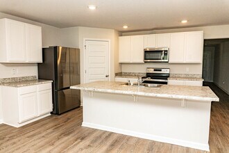 202 Laurel Hl St in Crestview, FL - Building Photo - Building Photo