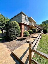 3826 Country Club Rd in Winston-Salem, NC - Foto de edificio - Building Photo