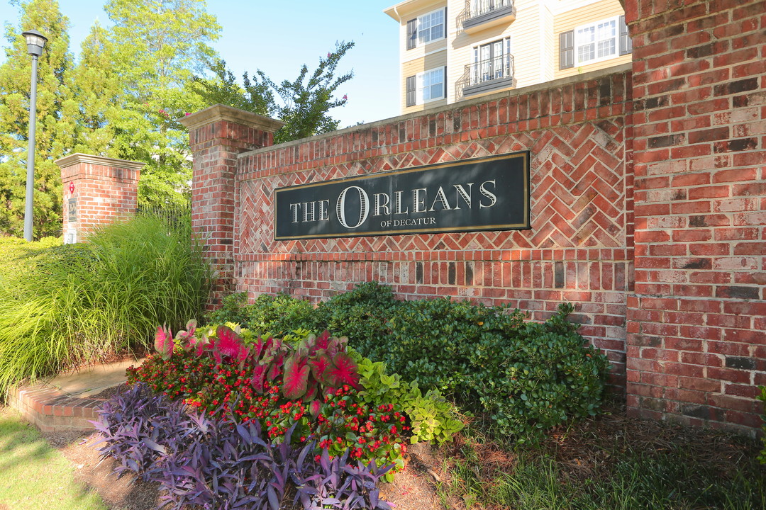 The Orleans of Decatur in Decatur, GA - Foto de edificio