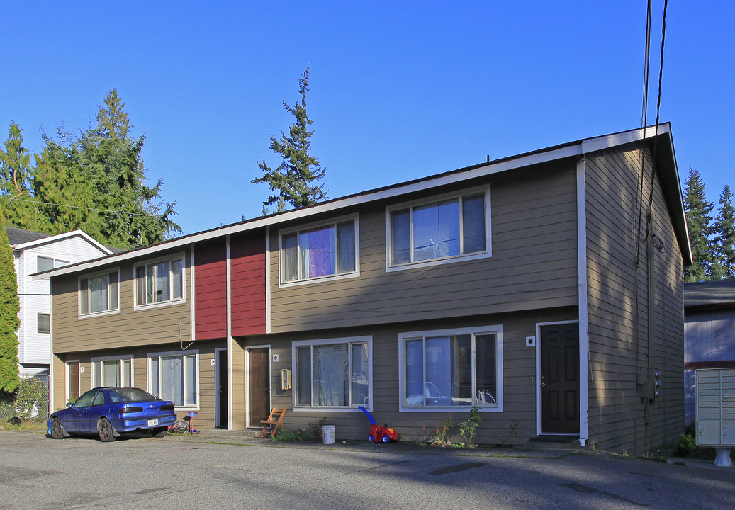 Bothnia Townhouses in Everett, WA - Foto de edificio