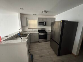 7653 S Green St in Chicago, IL - Building Photo - Building Photo