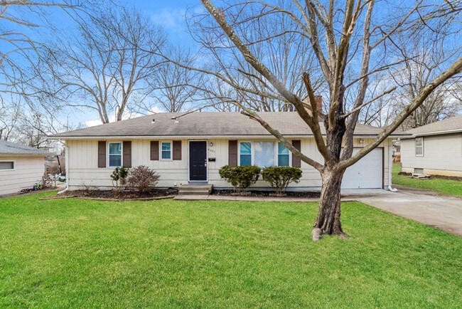 property at 8001 E 91st Terrace