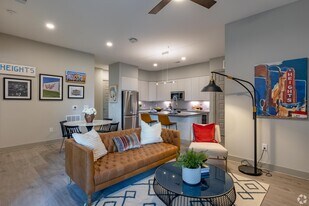 698 W 24th St in Houston, TX - Building Photo