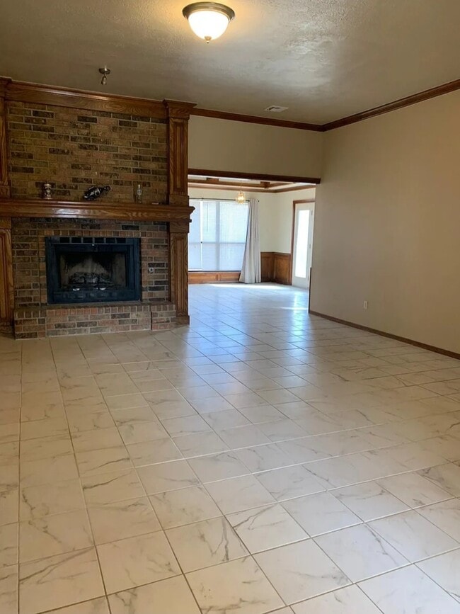 11324 Cimarron Dr in Oklahoma City, OK - Building Photo - Building Photo