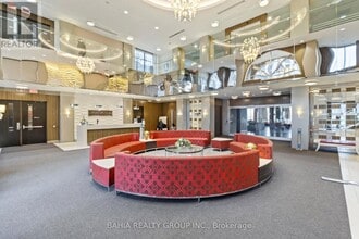 6 Eva Rd in Toronto, ON - Building Photo - Building Photo