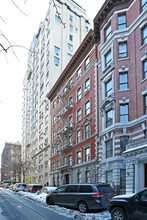 306 W 80th St in New York, NY - Building Photo - Building Photo