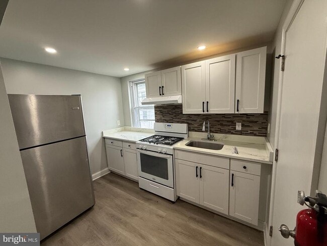 property at 6921 Clinton Rd