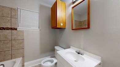 1204 Cedar Dr in Killeen, TX - Building Photo - Building Photo