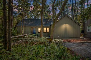 8305 SW 46 Ln in Gainesville, FL - Building Photo