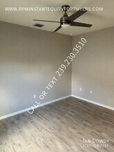 704 Hightower Ave S in Lehigh Acres, FL - Building Photo - Building Photo