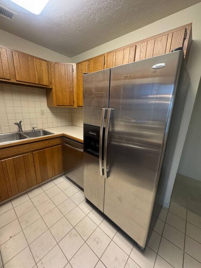 560 E S Temple St in Salt Lake City, UT - Building Photo - Building Photo