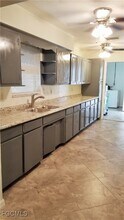 434 Buena Vista Blvd in Ft. Myers, FL - Building Photo - Building Photo