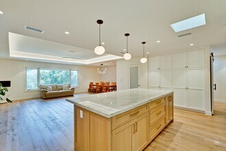1905 Arbor Ave in Belmont, CA - Building Photo - Building Photo