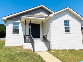 7714 Thompsons Way in Northport, AL - Building Photo