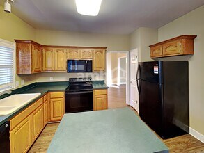 5718 Chadwick Ln in Brentwood, TN - Foto de edificio - Building Photo