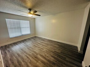 3005 Wainwright Ct in New Port Richey, FL - Building Photo - Building Photo