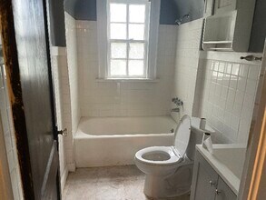 438 Earl Pl in Montgomery, AL - Foto de edificio - Building Photo