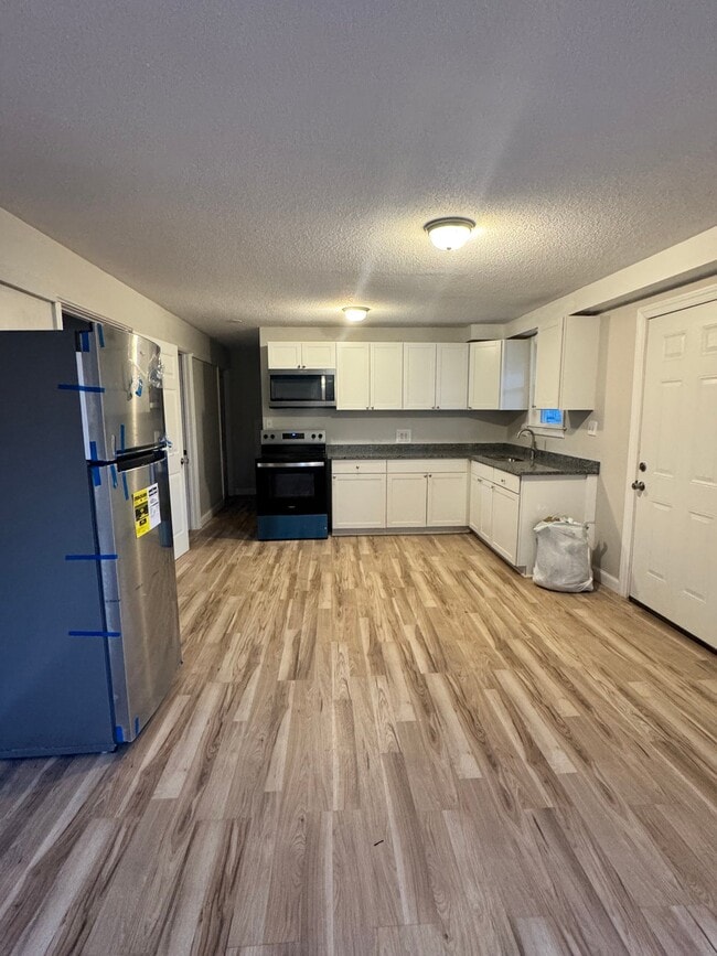 80 Summit St, Unit 1