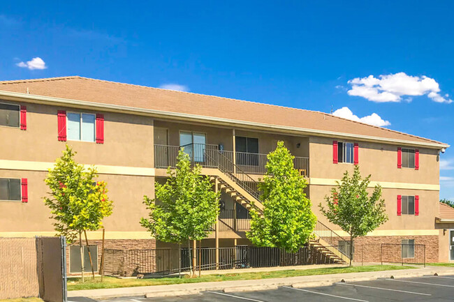 Almond Tree Apartments in Saint George, UT - Building Photo - Primary Photo