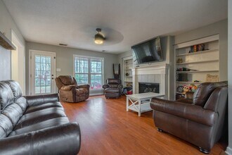 5166 Summer Mist Cove in Arlington, TN - Building Photo - Building Photo