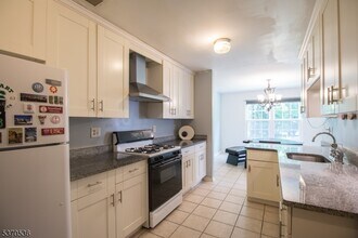 15 Andover Cir in Princeton, NJ - Building Photo - Building Photo