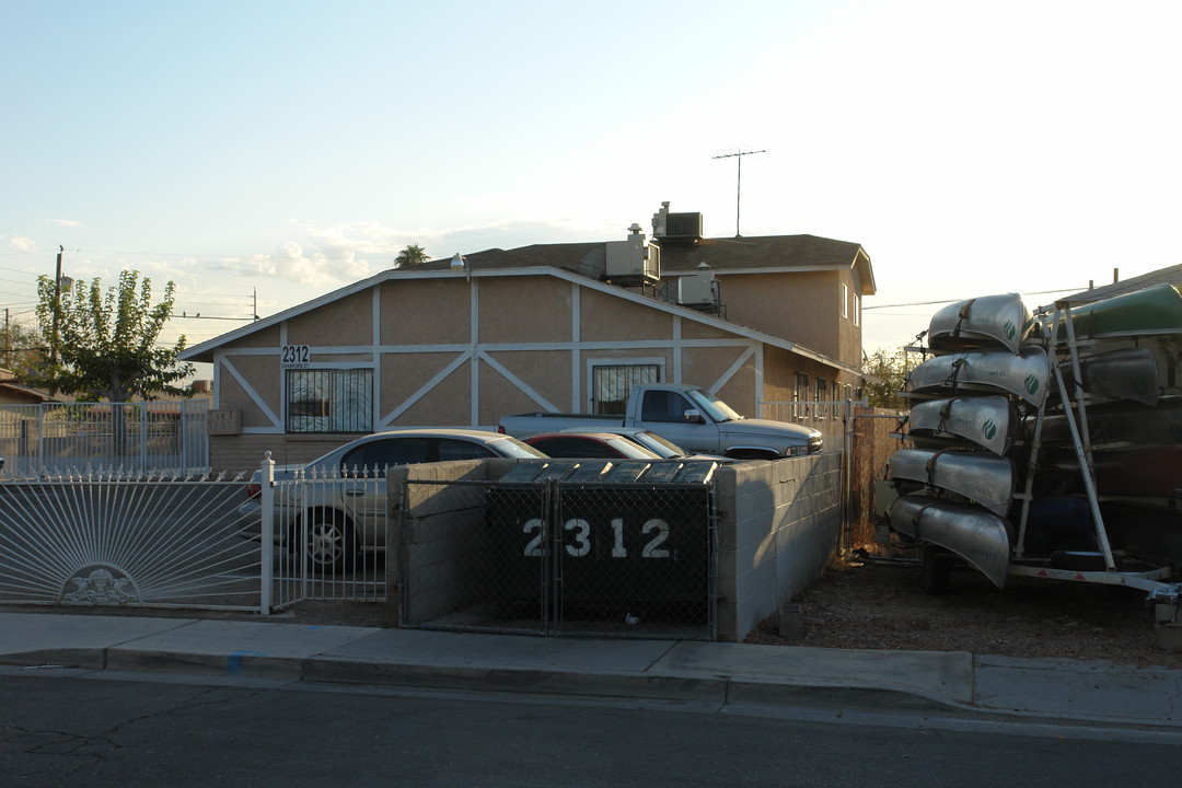 2312 Crawford St in North Las Vegas, NV - Building Photo