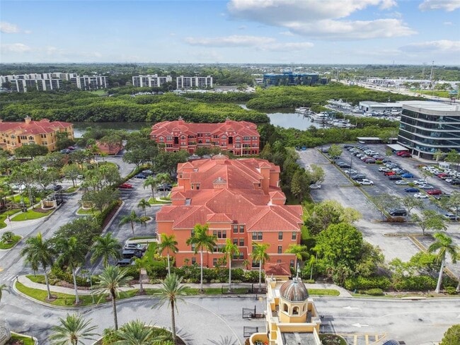 2705 Via Murano in Clearwater, FL - Building Photo - Building Photo