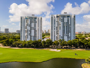 Delvista Towers Condominium in Miami, FL - Building Photo - Building Photo