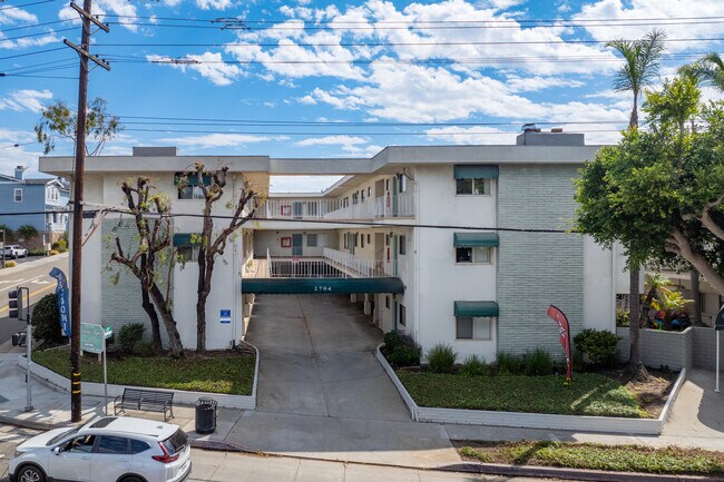 2700 and 2704 Aviation Blvd. in Redondo Beach, CA - Building Photo - Building Photo