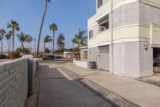 129 Palm Ave in Imperial Beach, CA - Building Photo - Building Photo