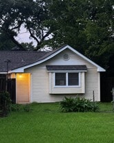 4109 Duval St, Unit B in Houston, TX - Building Photo