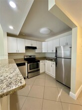 251 SE 6th Ave in Pompano Beach, FL - Building Photo - Building Photo