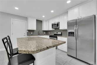 2610 N Missouri Ave in Weslaco, TX - Building Photo - Building Photo