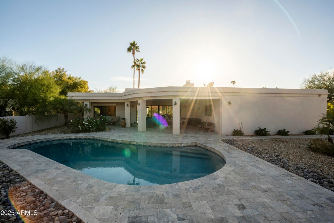 9919 North 47th Pl in Phoenix, AZ - Building Photo