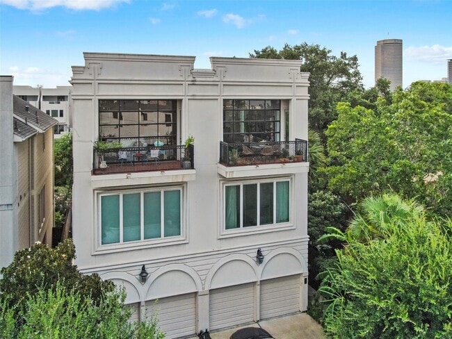 property at 1514 Stanford St