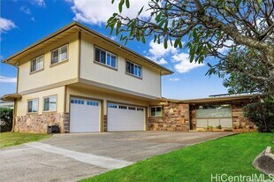 964 Iopono Loop in Kailua, HI - Building Photo