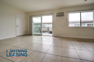 8144 Langdon Ave in Los Angeles, CA - Building Photo - Building Photo