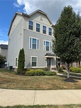 416 Fairmont Dr, Unit 6305 in Warrendale, PA - Building Photo - Building Photo