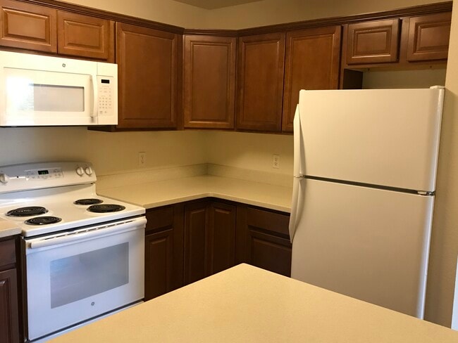 7003 Tumbleweed Dr, Unit B in Cheyenne, WY - Foto de edificio - Building Photo