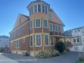 39 4th Ave in Normandy Beach, NJ - Building Photo - Building Photo