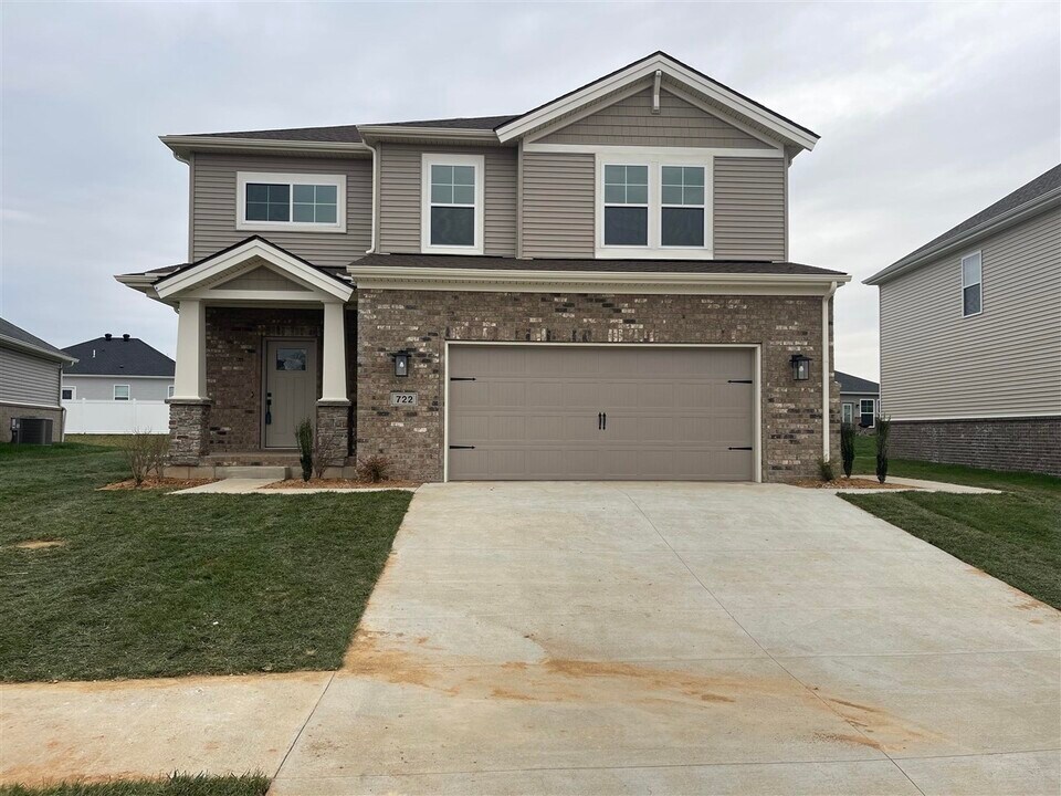 722 Kobus St in Bowling Green, KY - Building Photo