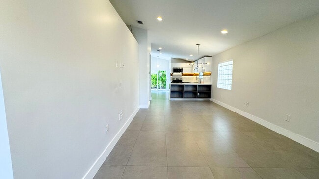 15044 SW 142nd Terrace in Miami, FL - Building Photo - Building Photo