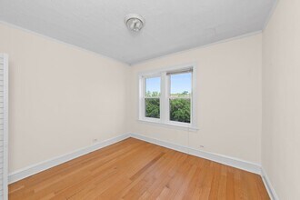 3533 W Fullerton Ave in Chicago, IL - Building Photo - Building Photo